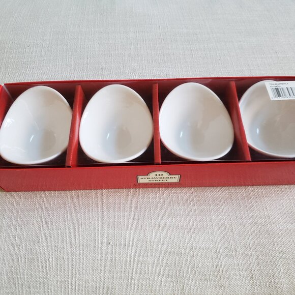 10 Strawberry Street Other - Set of 4 small Dipping Boat Bowls by 10 Strawberry Street - Oven, MW, & DW safe